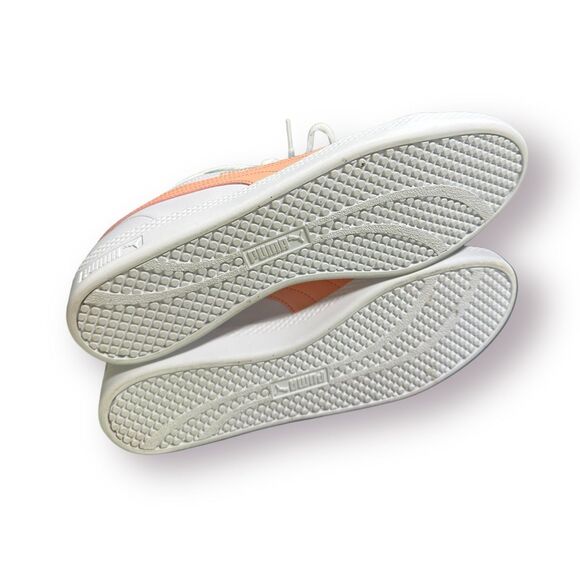 PUMA Women's Smash v2 Leather Sneakers‎ Size 9.5 Peach Parfait Color - Picture 3 of 6